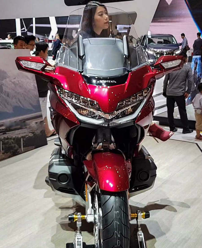 Ngắm chuyên cơ mặt đất 2018 Honda Gold Wing giá 1,7 tỷ đồng